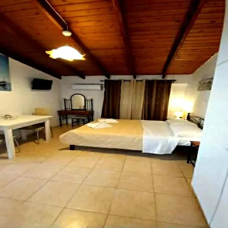 Holiday home House By The Sea 4 *