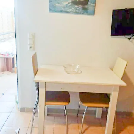 House By The Sea 4 *